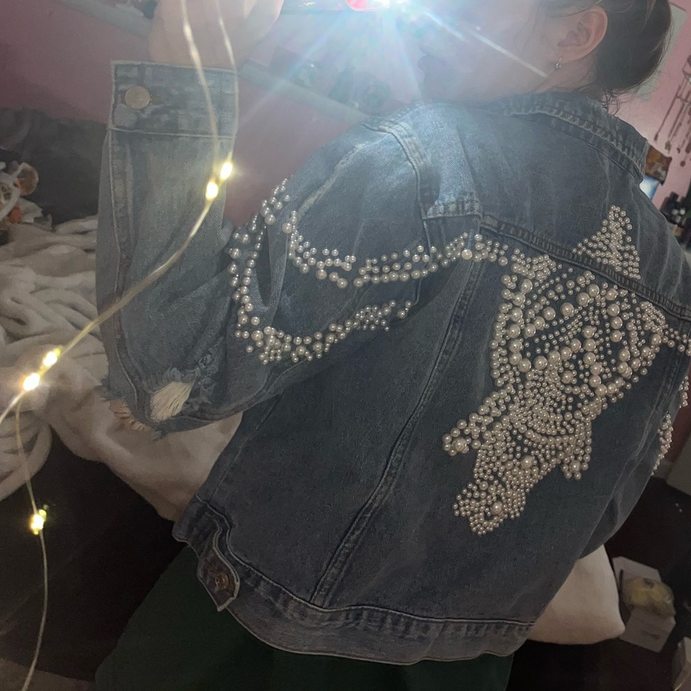 AKIRA Pearl Jacket